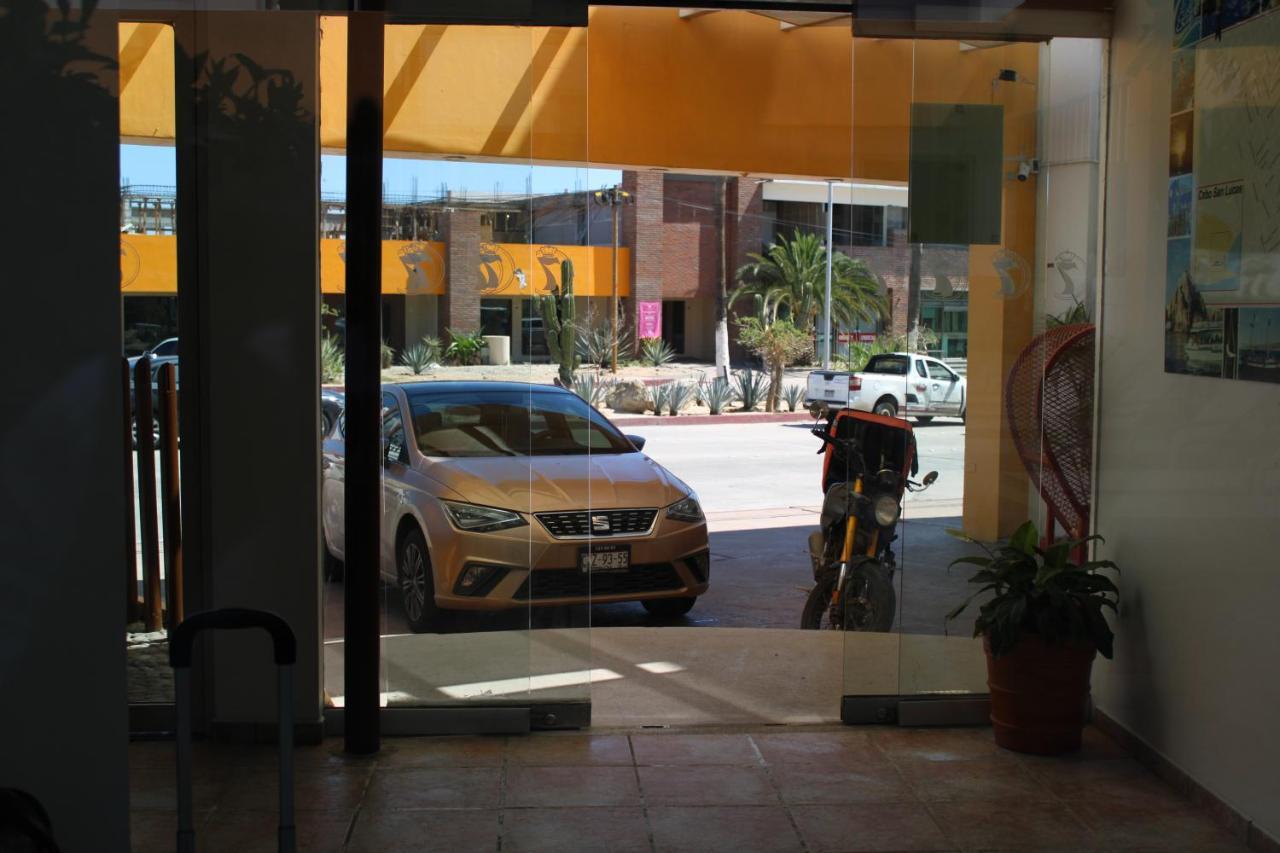 Seven Crown Express & Suites By Kavia Cabo San Lucas Exterior photo