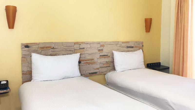 Seven Crown Express & Suites By Kavia Cabo San Lucas Exterior photo